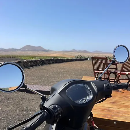 Eslanzarote Luxurious Eco Dome Experience פארק נופש *