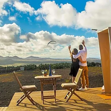 Eslanzarote Luxurious Eco Dome Experience פארק נופש טגיסי