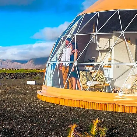 פארק נופש Eslanzarote Luxurious Eco Dome Experience