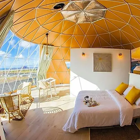 Eslanzarote Luxurious Eco Dome Experience טגיסי