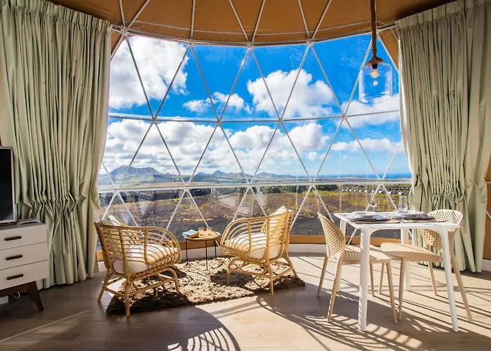 Aldeamento Turístico Eslanzarote Luxurious Eco Dome Experience